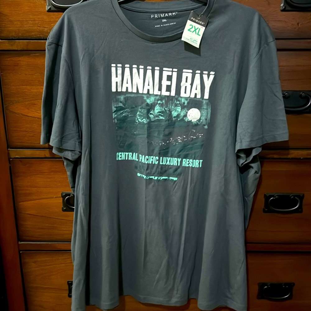 Brand New 2XL shirt